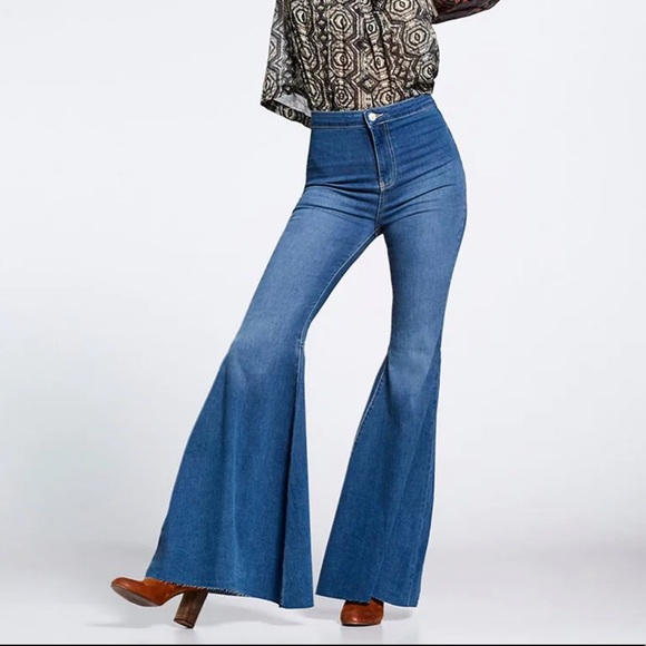Free People We The Free Just Float On Bell Bottom Flare Jeans 70s Retro inspired - Picture 4 of 9